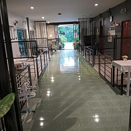 Krabi Nemo House Hostel Ao Nang Exterior photo