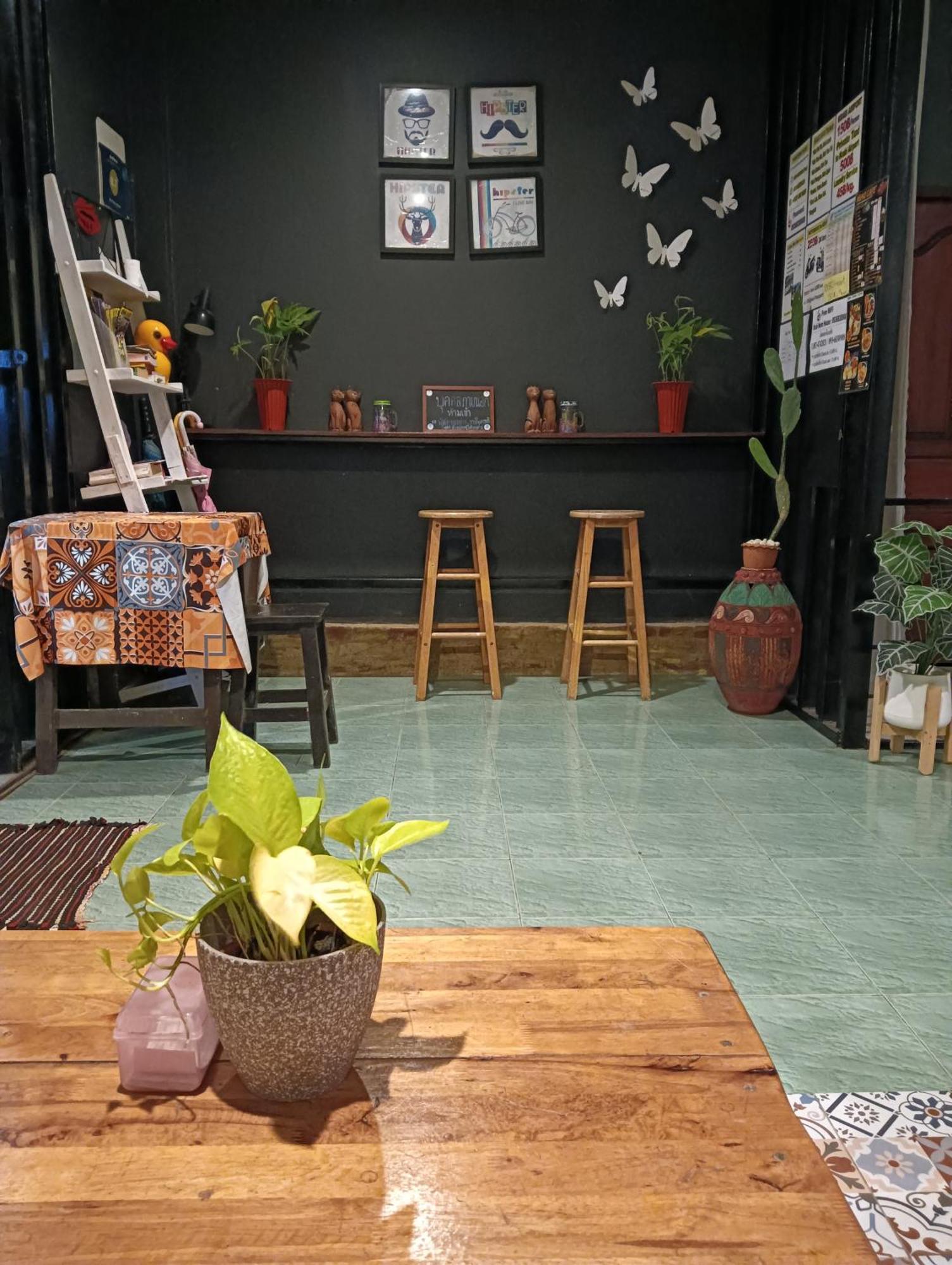 Krabi Nemo House Hostel Ao Nang Exterior photo