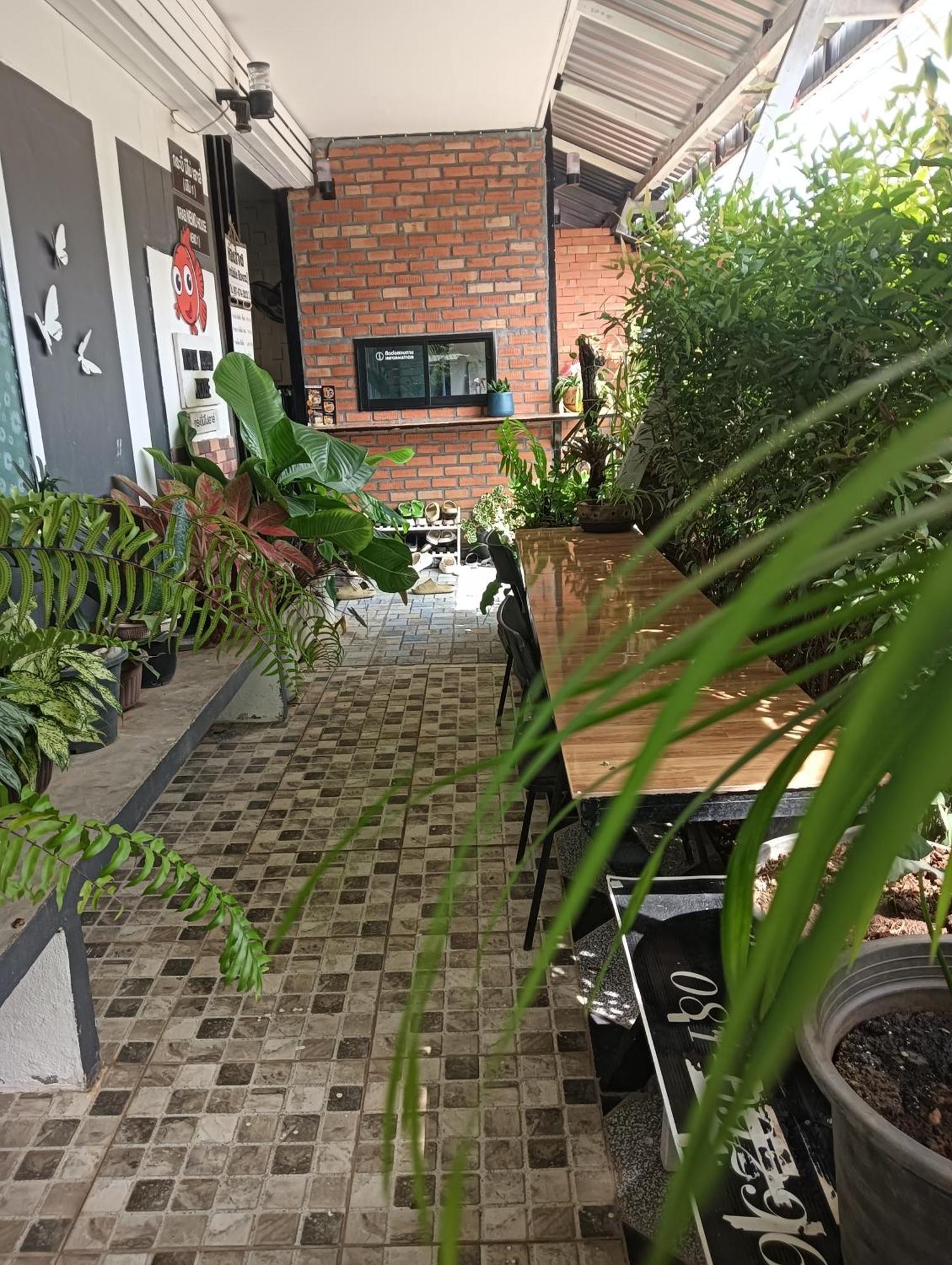 Krabi Nemo House Hostel Ao Nang Exterior photo