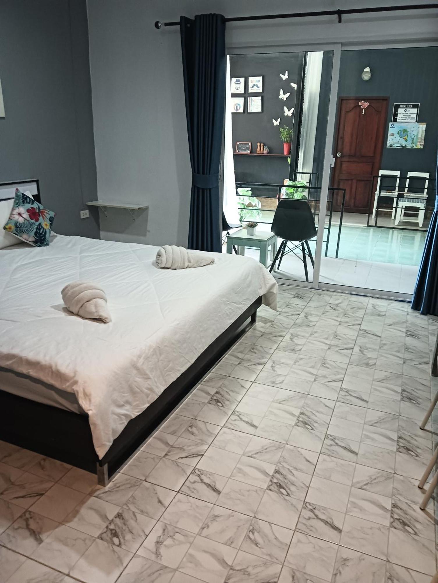 Krabi Nemo House Hostel Ao Nang Exterior photo