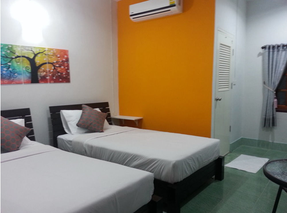 Krabi Nemo House Hostel Ao Nang Exterior photo